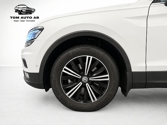 Volkswagen Tiguan 3 of 30