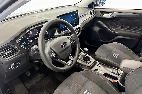 Ford Focus 9 of 18