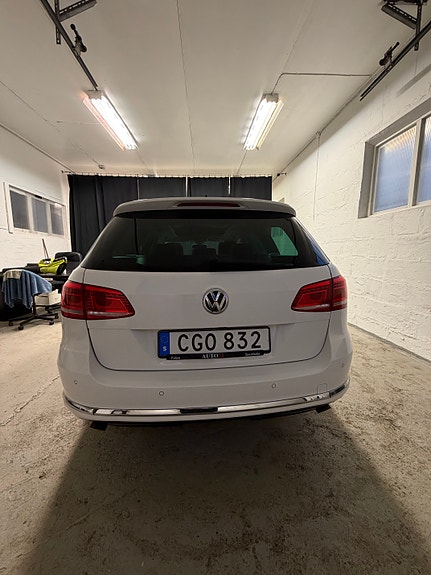 Volkswagen Passat 14 of 14