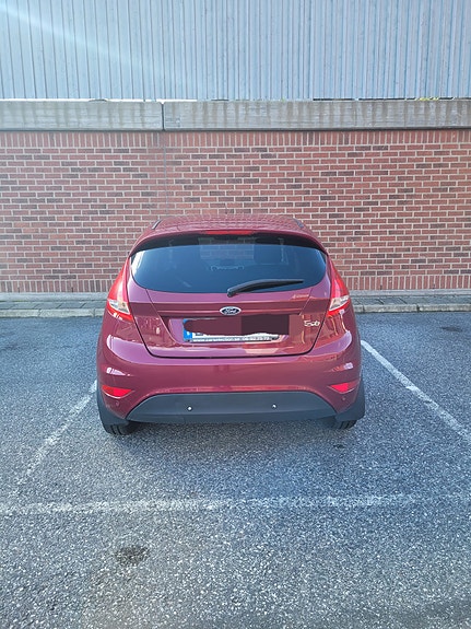 Ford Fiesta 5 of 13