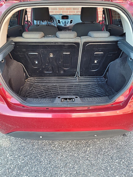 Ford Fiesta 12 of 13