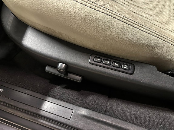 Saab 9-5 7 of 13