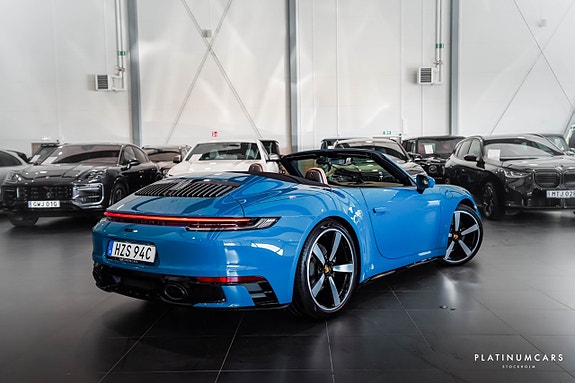 Porsche 911 2 of 24