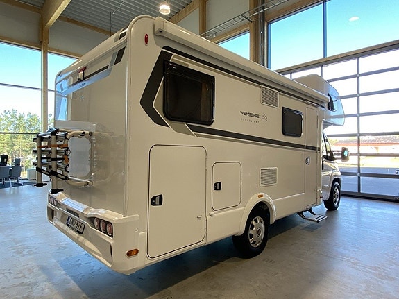 Weinsberg Carahome 650 DG / Familjehusbil / B-körkort / 5 bältad 3 of 19