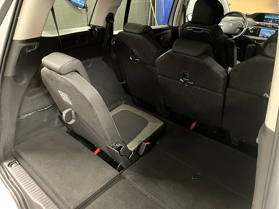 Citroen Grand C4 Picasso 12 of 16