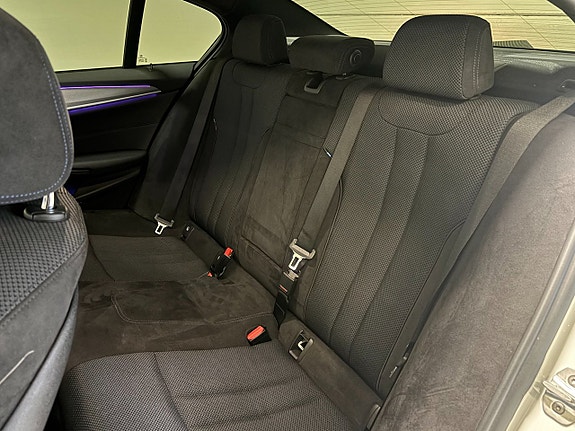 BMW 520d 27 of 30