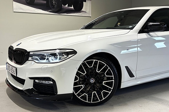 BMW 520d 2 of 30
