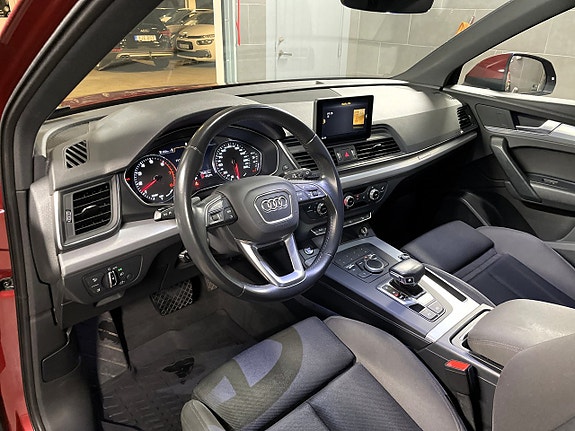 Audi Q5 10 of 14
