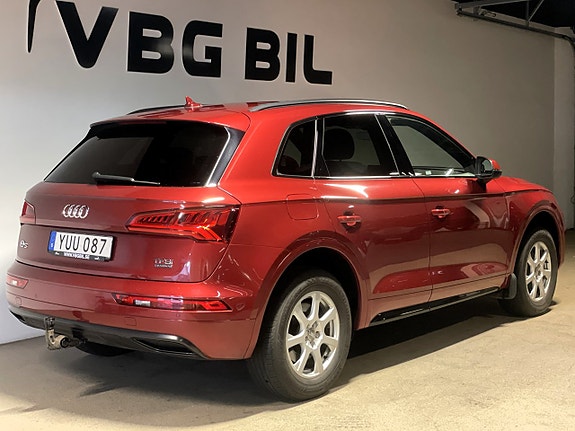 Audi Q5 8 of 14