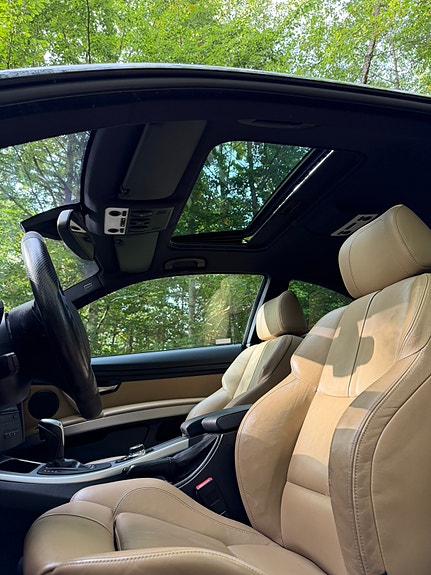BMW 335i 6 of 9