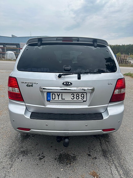 Kia Sorento 10 of 13