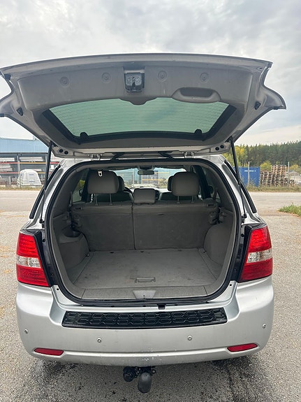 Kia Sorento 11 of 13