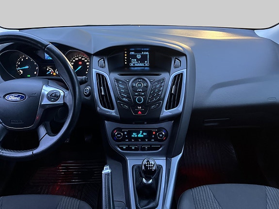 Ford Focus 8 of 9