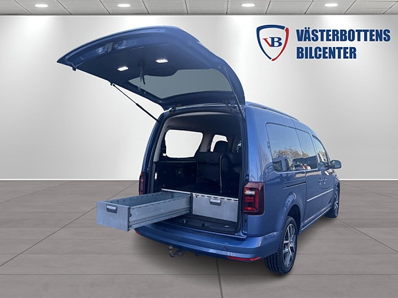Volkswagen Caddy Maxi 9 of 9