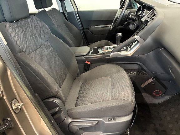 Peugeot 3008 15 of 18