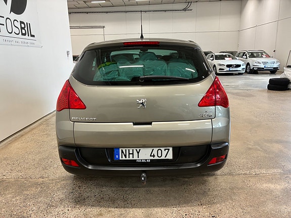 Peugeot 3008 7 of 18