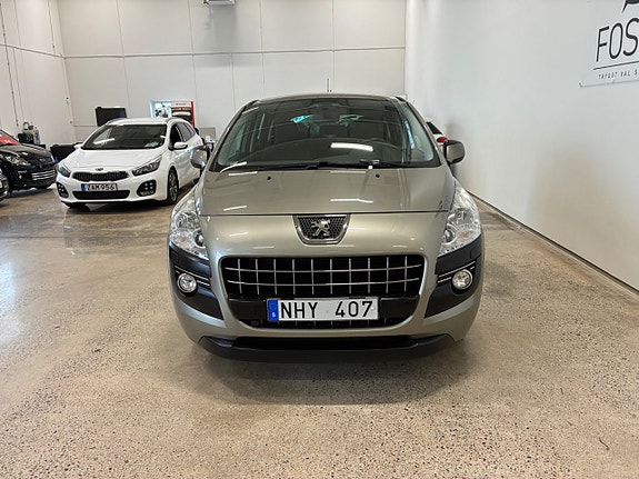 Peugeot 3008 2 of 18