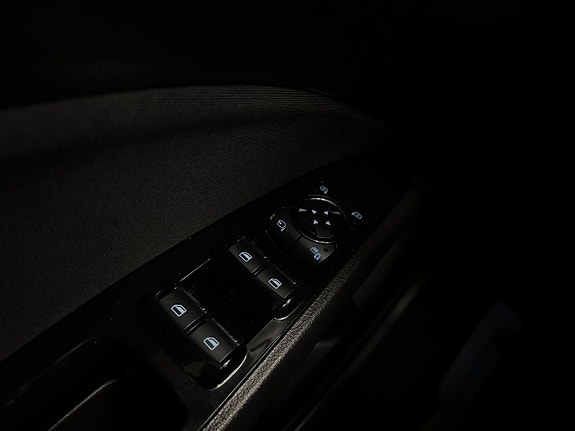 Ford Mondeo 20 of 26
