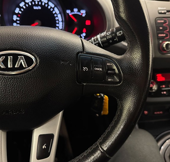 Kia Sportage 17 of 23