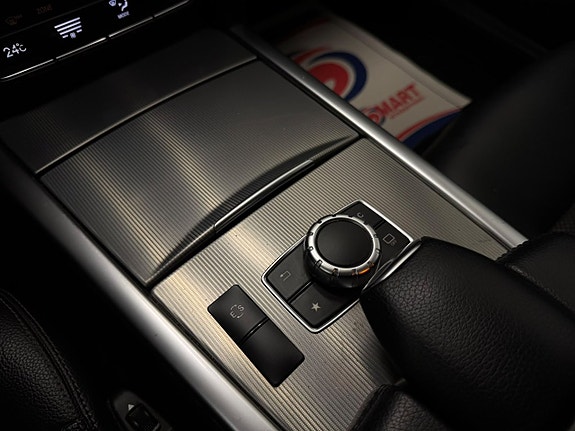 Mercedes-Benz E220 16 of 30