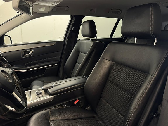 Mercedes-Benz E220 27 of 30