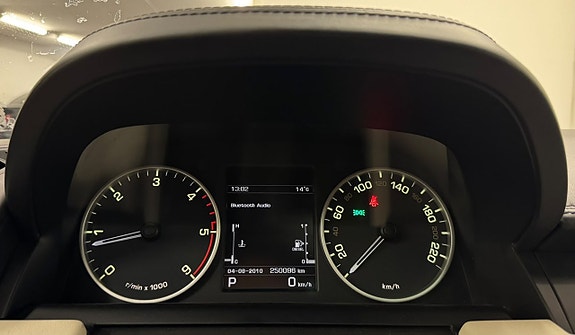 Land Rover Range Rover Sport 8 of 30