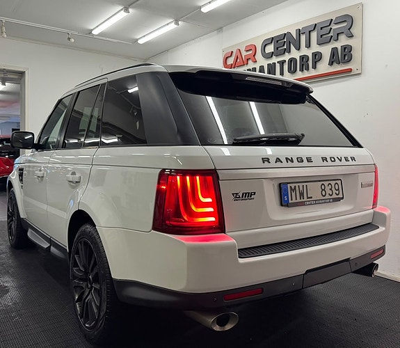 Land Rover Range Rover Sport 3 of 30