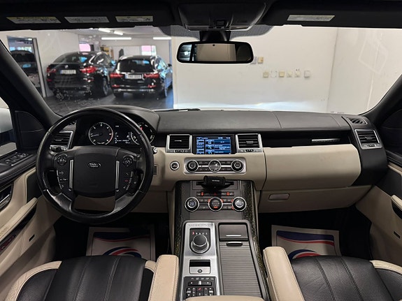 Land Rover Range Rover Sport 6 of 30