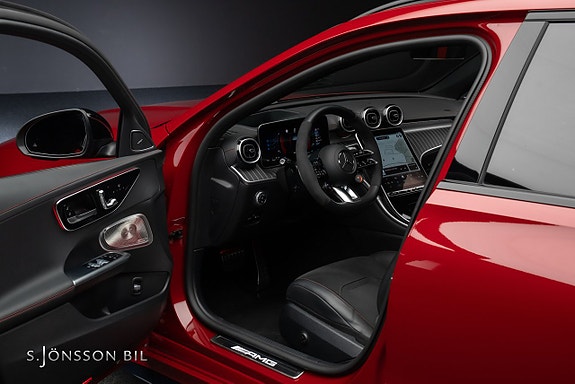 Mercedes-Benz C43 8 of 24