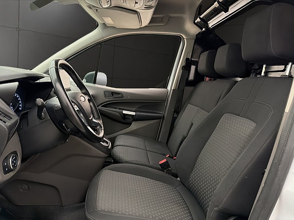 Ford Transit Connect 14 of 28