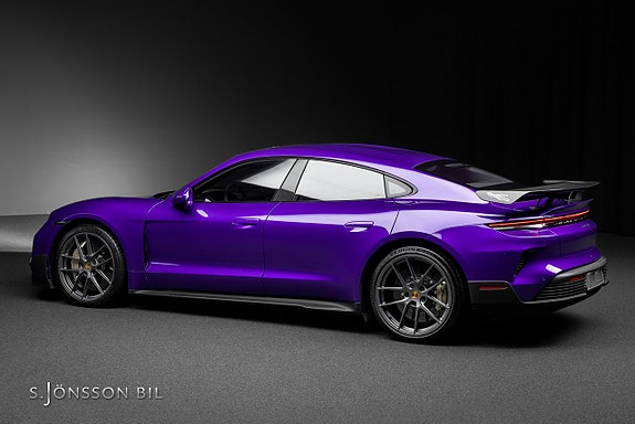 Porsche Taycan Turbo GT 8 of 30