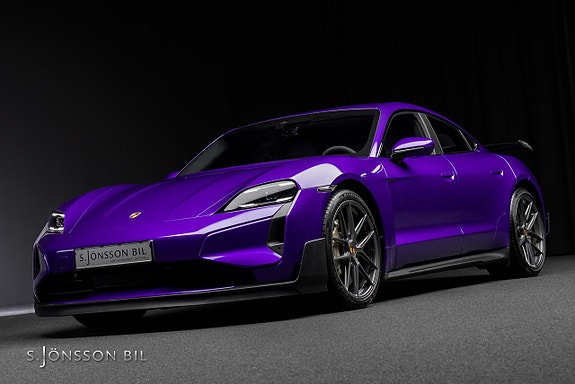 Porsche Taycan Turbo GT 9 of 30