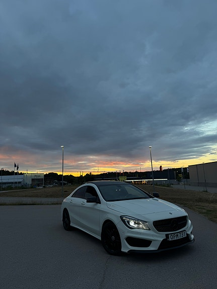 Mercedes-Benz CLA250 10 of 11