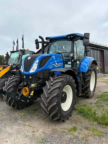 New Holland T7,210 SIDEWINDER