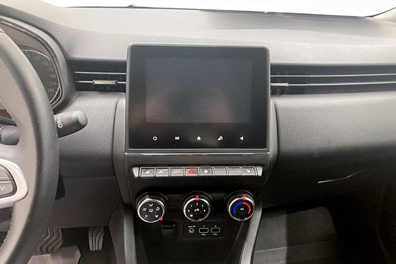 Renault Clio 6 of 9