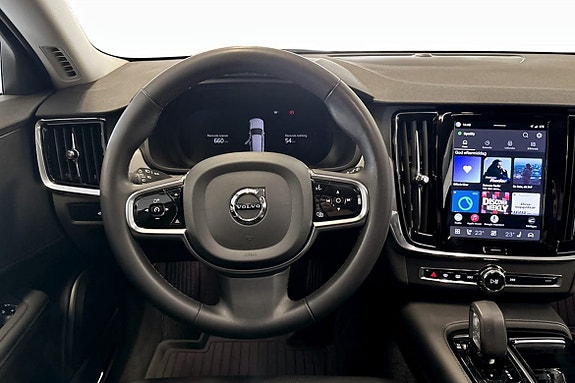 Volvo V90 7 of 9