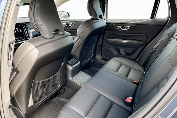 Volvo V60 8 of 9