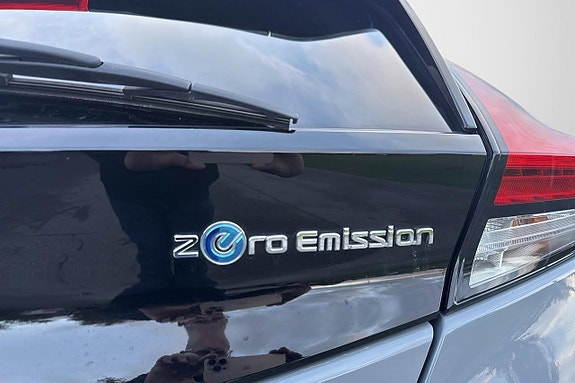 Nissan Leaf 8 of 22
