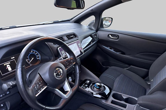 Nissan Leaf 16 of 22