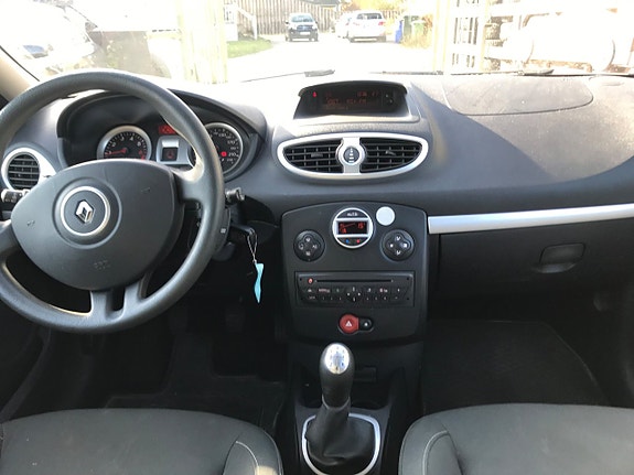 Renault Clio 6 of 6