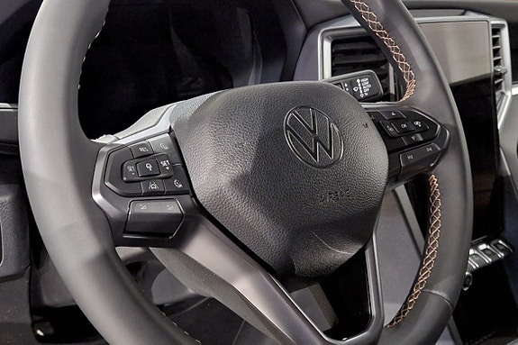 Volkswagen Amarok 9 of 14