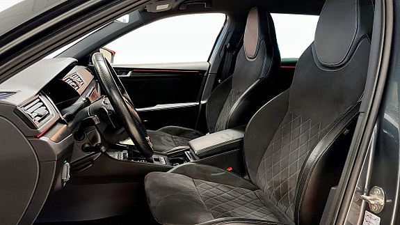 Skoda Superb 9 of 27