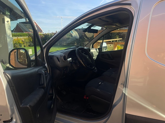 Peugeot Partner 6 of 13