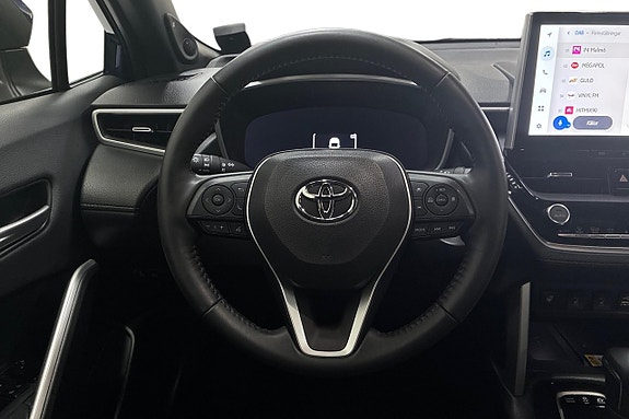 Toyota Corolla Cross 15 of 30