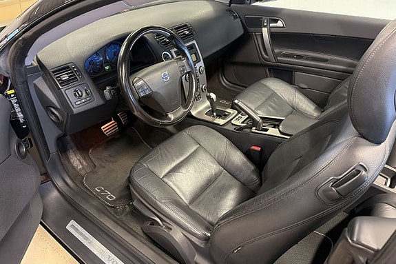 Volvo C70 11 of 17