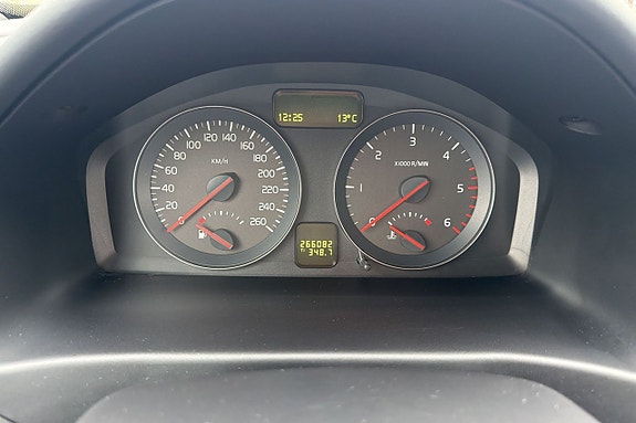 Volvo V50 12 of 12