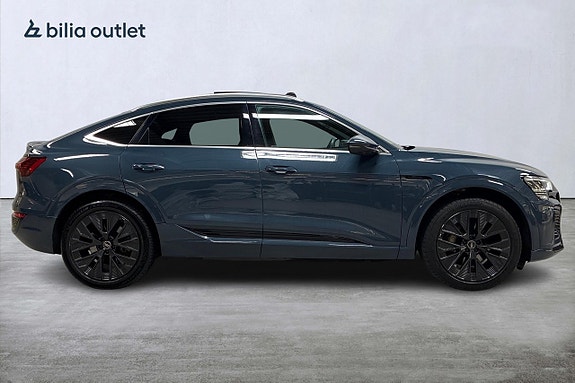 Audi Q8 5 of 30