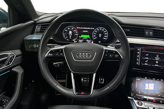 Audi Q8 15 of 30