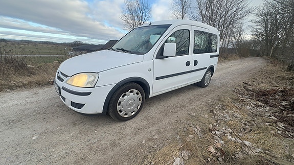 Opel Combo 7 of 7