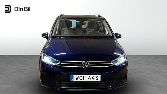 Volkswagen Touran 4 of 13